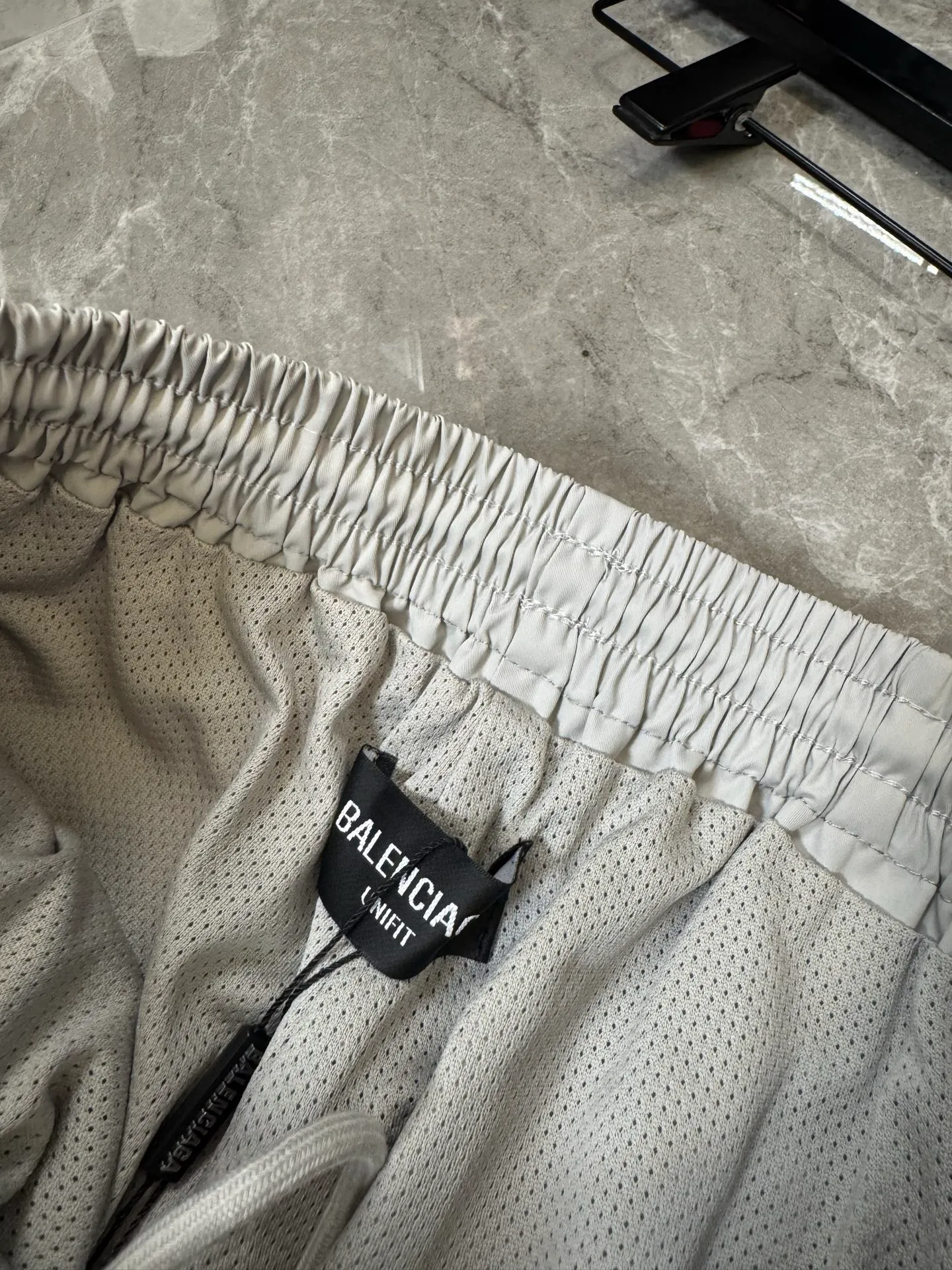[Premium replica] Balenciaga/Balenciaga 26SSS 3B embroidered football sports mesh assault trousers Color: Gray Size: s/m/l/xl/